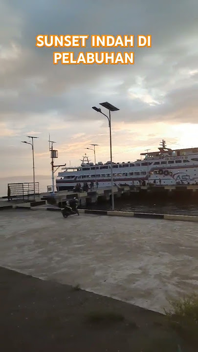 Pemandangan indah saat sunset di pelabuhan#sunset #nature#pelabuhan