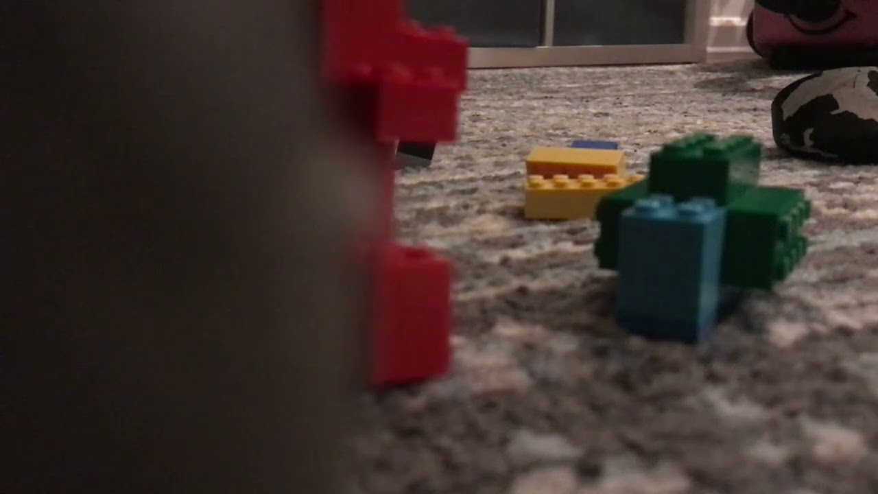 Bulbasaur vs charmelon