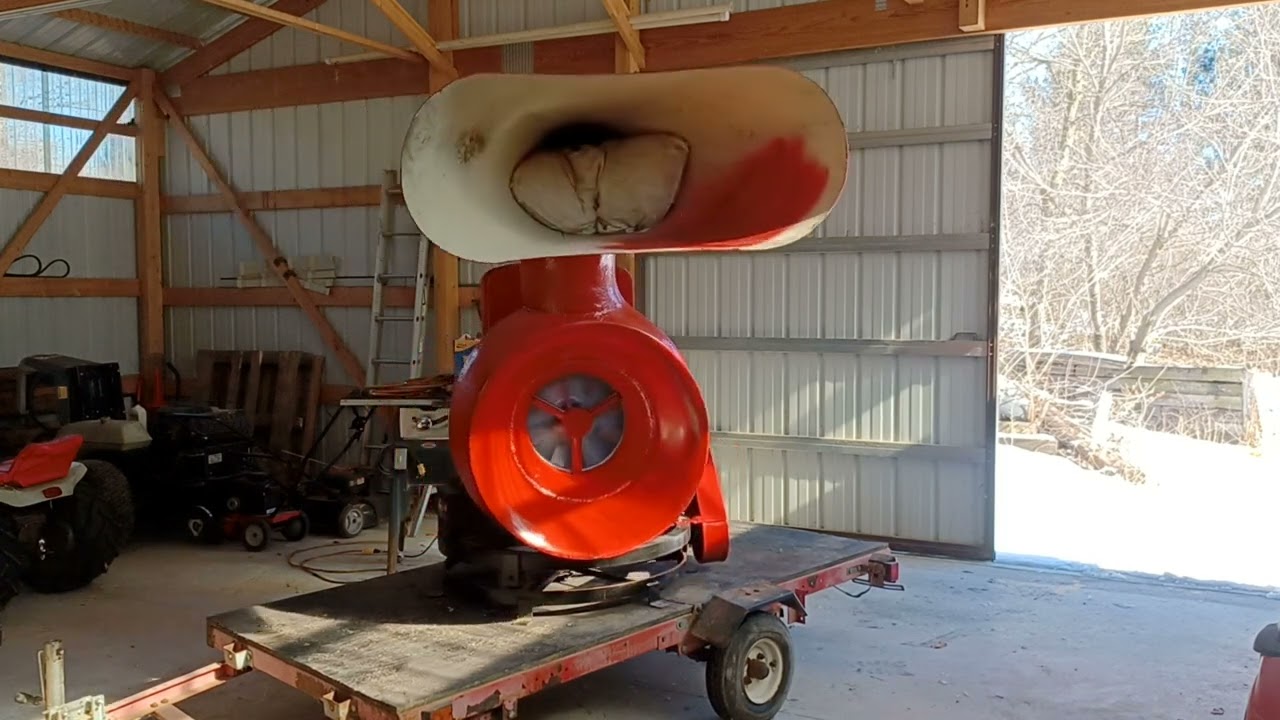 Mobil Directo BN52G Air Raid Siren Full Rotation test and growls.