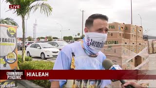 Hialeah business owner helps to support Thanksgiving giveaway