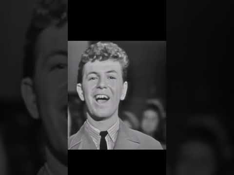 Dion & The Belmonts - A Teenager In Love (1959)
