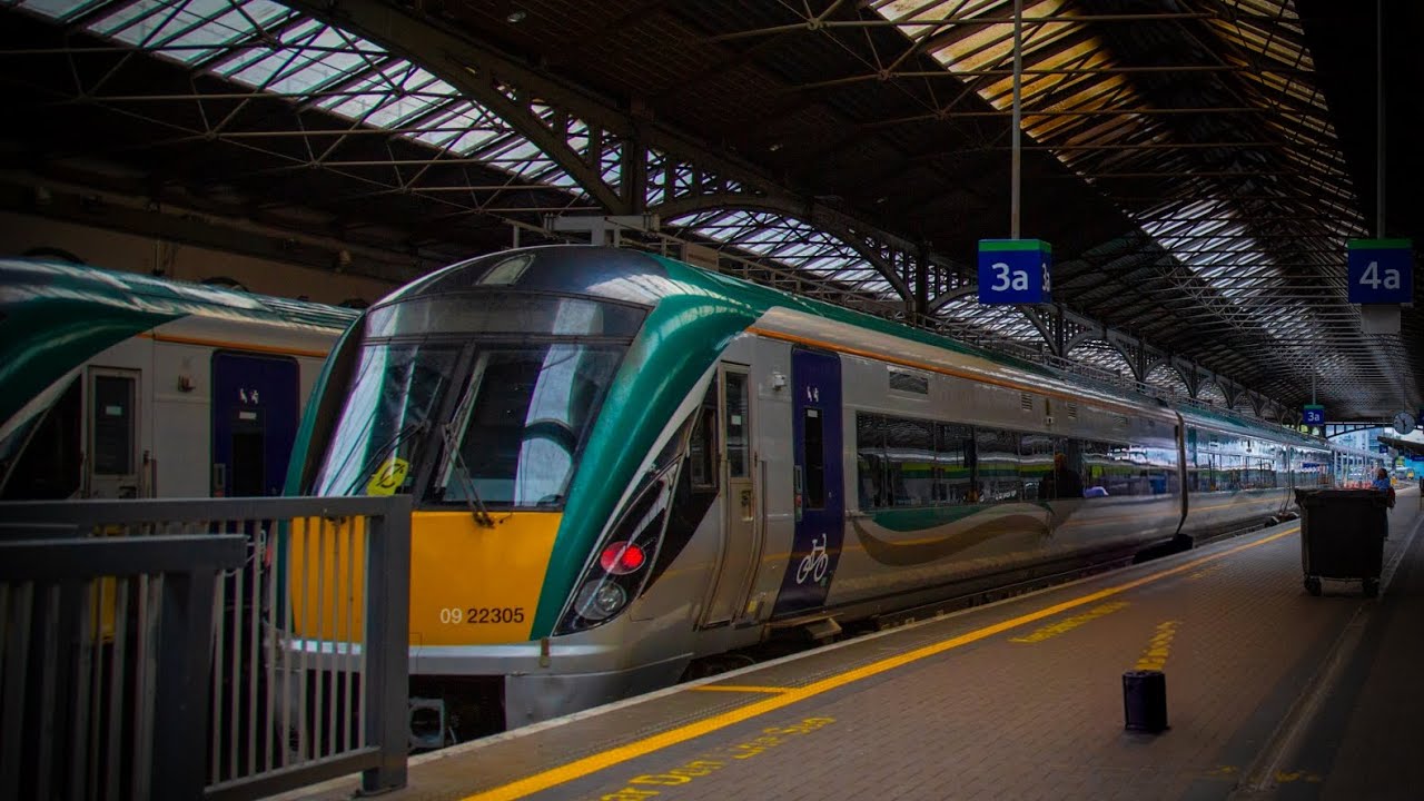 trip-report-on-the-train-from-dublin-to-portlaoise-plus-irish-summer