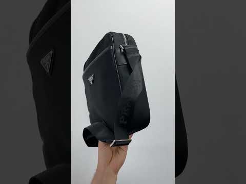 Сумка чоловіча Re-Nylon Crossbody Bag Black, видео 1