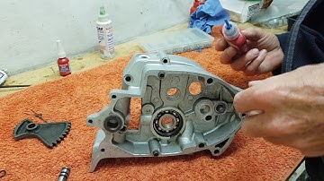 Triumph Trident T160 Engine Rebuild. Part 28: Inner Gearbox Cover Assembly