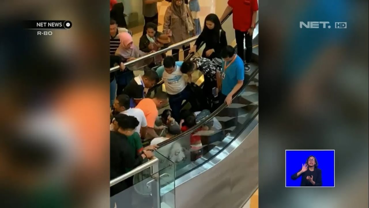 Miris!! Anak Berusia 6 Tahun Terjepit Eskalator - NET NEWS