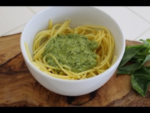 Fresh Basil Pesto : The Best Pesto Recipe You'll Ever Try