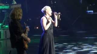 Pink ~ Just Give Me a Reason Live Praha / Prague 10.5. 2013 ~ The Truth About Love Tour