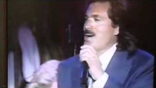 Engelbert Humperdinck Hello Out There chords