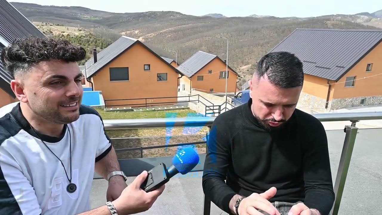 Kafe Llafe me këngëtarin Labinot Rexha