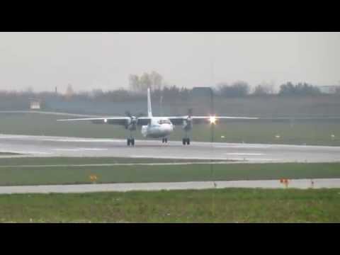 Antonov An-26, Landing,