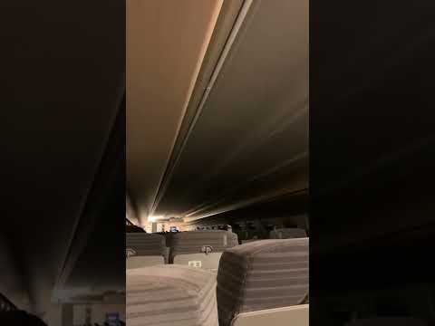 宮城・福島で震度６強　脱線した瞬間の新幹線車内　Inside the Shinkansen at the moment of earthquake in Miyagi and Fukushima