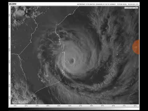 Dangerous Cyclone Gezani passing near Mozambique 02-13-26