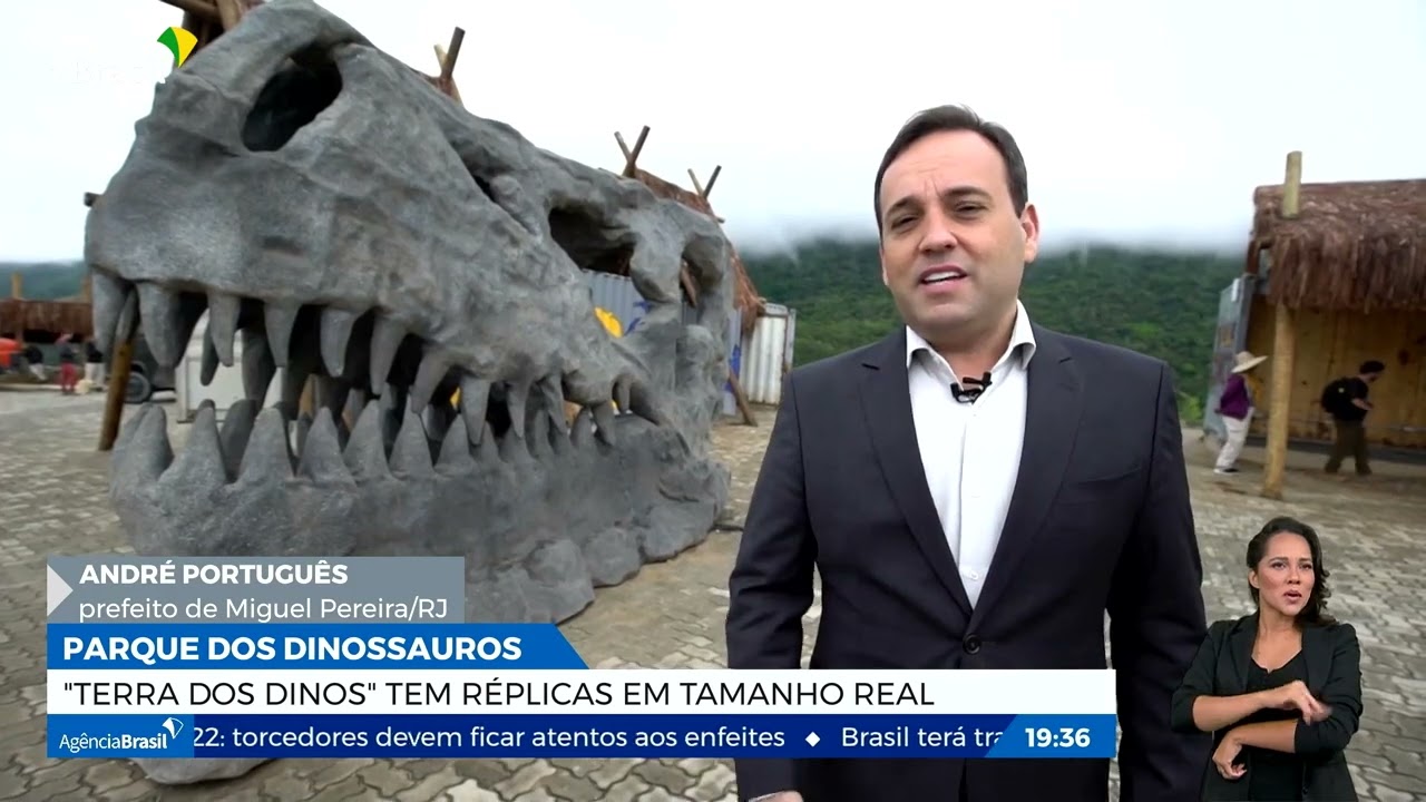 Maior parque de dinossauros em réplicas do Brasil é inaugurado em