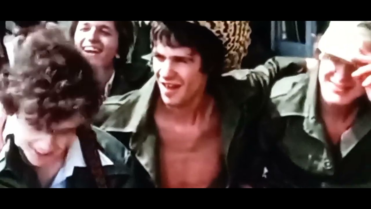 Песня в три аккорда. В МАЛЕНЬКОМ УЮТНОМ УГОЛКЕ. - YouTube