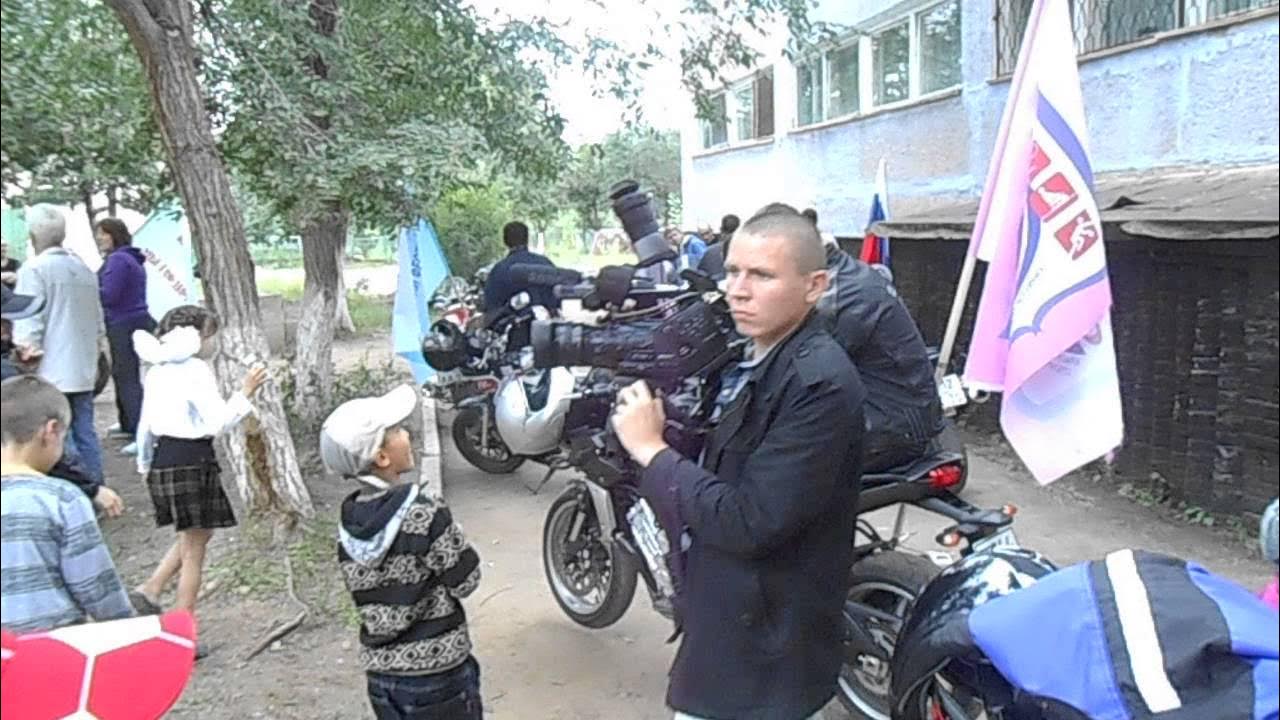Байкеры в детском доме