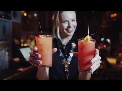 Video: Vita notturna ad Amsterdam: i migliori bar, locali, & Altro