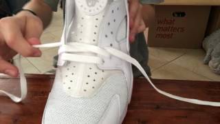 How to lace your Nike Air Huaraches - YouTube