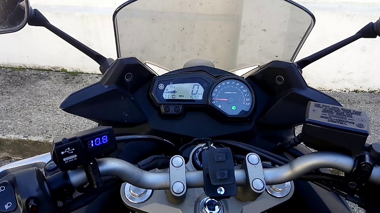 Xj6 - Dual USB Port Phone Charger And Red LED Voltmeter