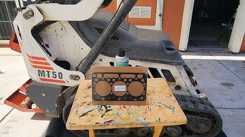 Bobcat MT50 (Kubota D722) - Head Gasket Replacement