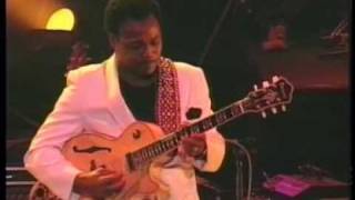 Video thumbnail of "10- George Benson - Valdez In The Country - Live At Sevilla 1991"