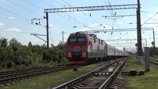 ЭП1М-757 с поездом №12 Адлер — Москва
