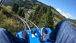 Woow, welch schöne Aussicht bei der Sommerrodelbahn Drachenflitzer im Familienpark Drachental