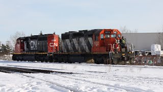 Rare Cn Sd38-2 Leading A Small Power Move