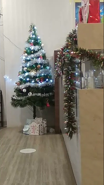 selamat natal dan tahun baru 🙏🙏