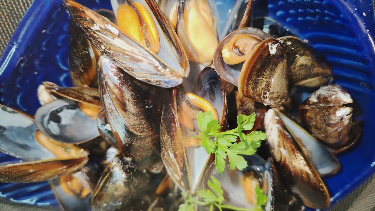 MEJILLONES AL VINO BLANCO