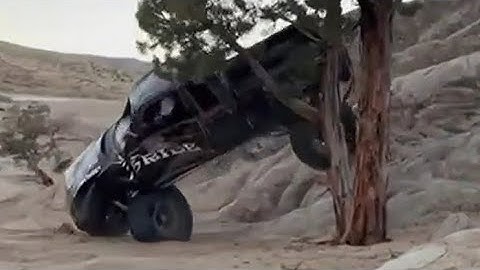 ✅🔥Extreme 4x4 Off Road Fails & Wins ❌ Epic Offroading Moments Caught on Camera! #2