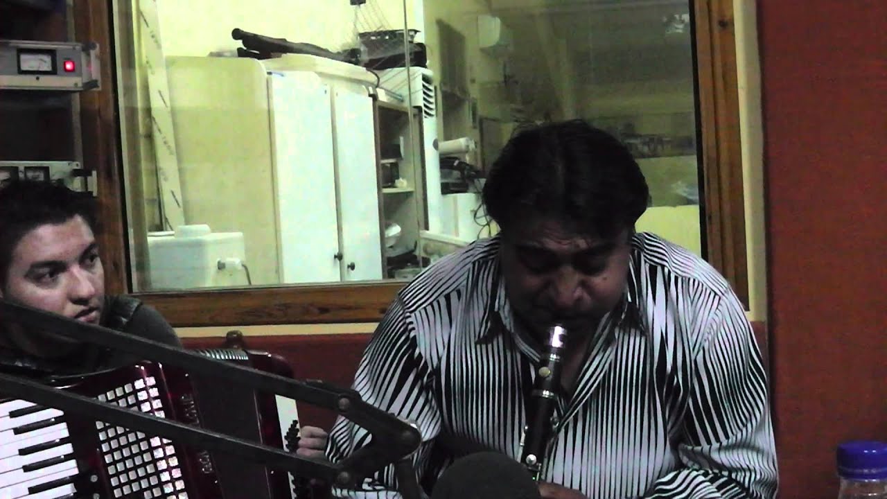 Το τσάμικο του Θανάση Χαλιλόπουλου.