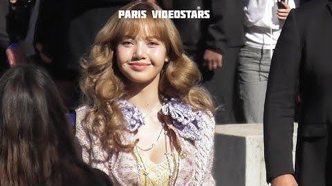 LISA BLACKPINK arrival at show Vuitton Paris Fashion Week 30 september 2025