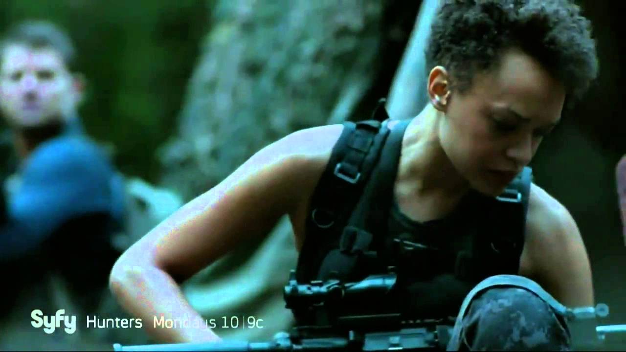 охотничья 10. охотник 1 строителей. охотник 1 строителей. документалист охотник за призраками 2021. охотник 1 строителей.