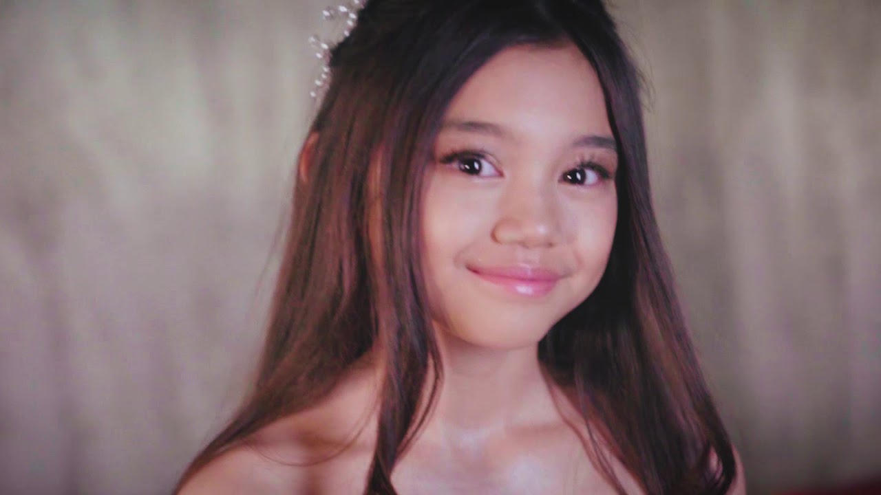 Korn Taylor by EROLSKI Films