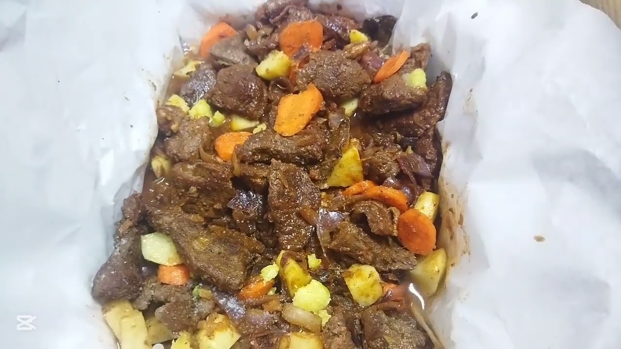 طريقه ورقه لحمه الموزه بالبصل والخضار