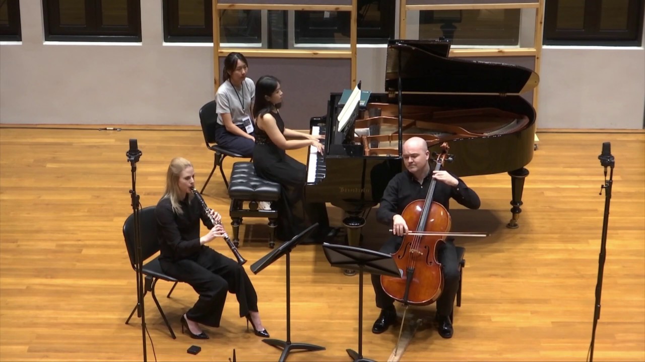 Beethoven Trio in Bb Major, Op.11 (1798) YouTube