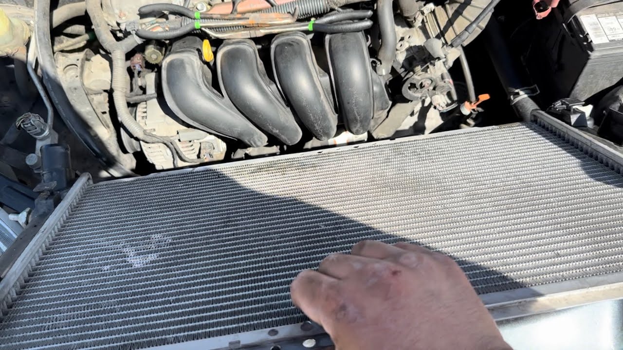 Possibly the easiest radiator swap / 2003-08 Toyota Matrix & Corolla ...