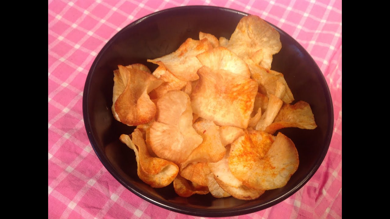 Maravalli Kilangu Chips or tapioca chips or cassava chips or yucca