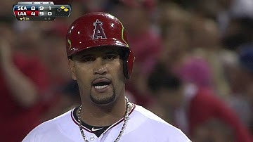 SEA@LAA: Pujols singles home Aybar in fifth inning