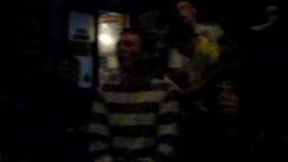 Chuaigh A Dá Sheán Ag Suí