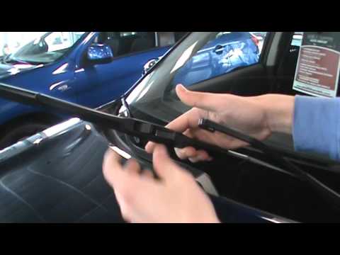 How to Change Wiper Blades on a Mitsubishi