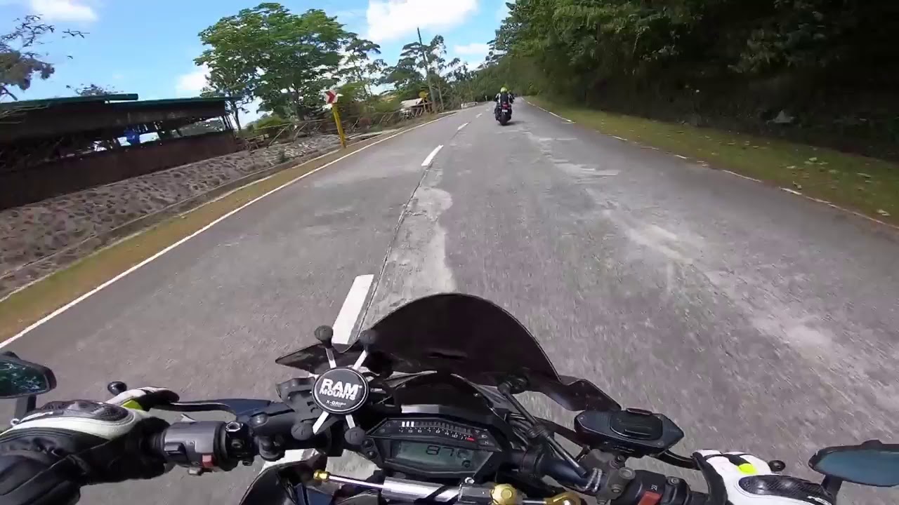 Lady Rider on a GSXR 600 playing in Marilaque Twisties ... 😅🏍️💨 ️ - YouTube