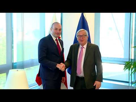 პრემიერ-მინისტრი ჟან-კლოდ იუნკერს შეხვდა