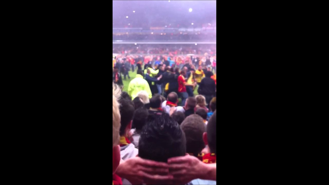 Bagarre Lens Brest Youtube