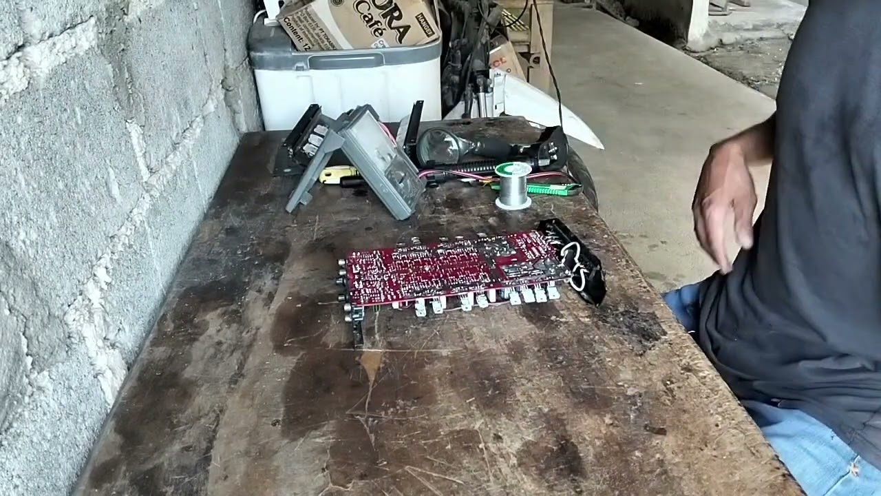 X12 Car Amplifier No Power