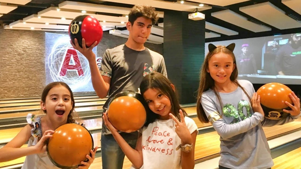 retrospektive JuGaNDo Sin Reglas BOLOS, PING PONG Y FUTBOLITO!