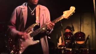 Video thumbnail of "Jesse Johnson"