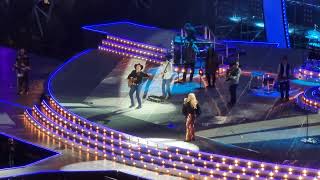 Garth Brooks Trisha Yearwood "Shallow" Dublin 2022 (11/9/2022) screenshot 3