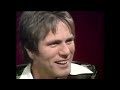 Capture de la vidéo Adam Faith - Excellent 9-Min Interview (1974)