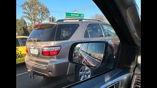 Bad Driving! YPV080GP driving in yellow line 21 June 2023